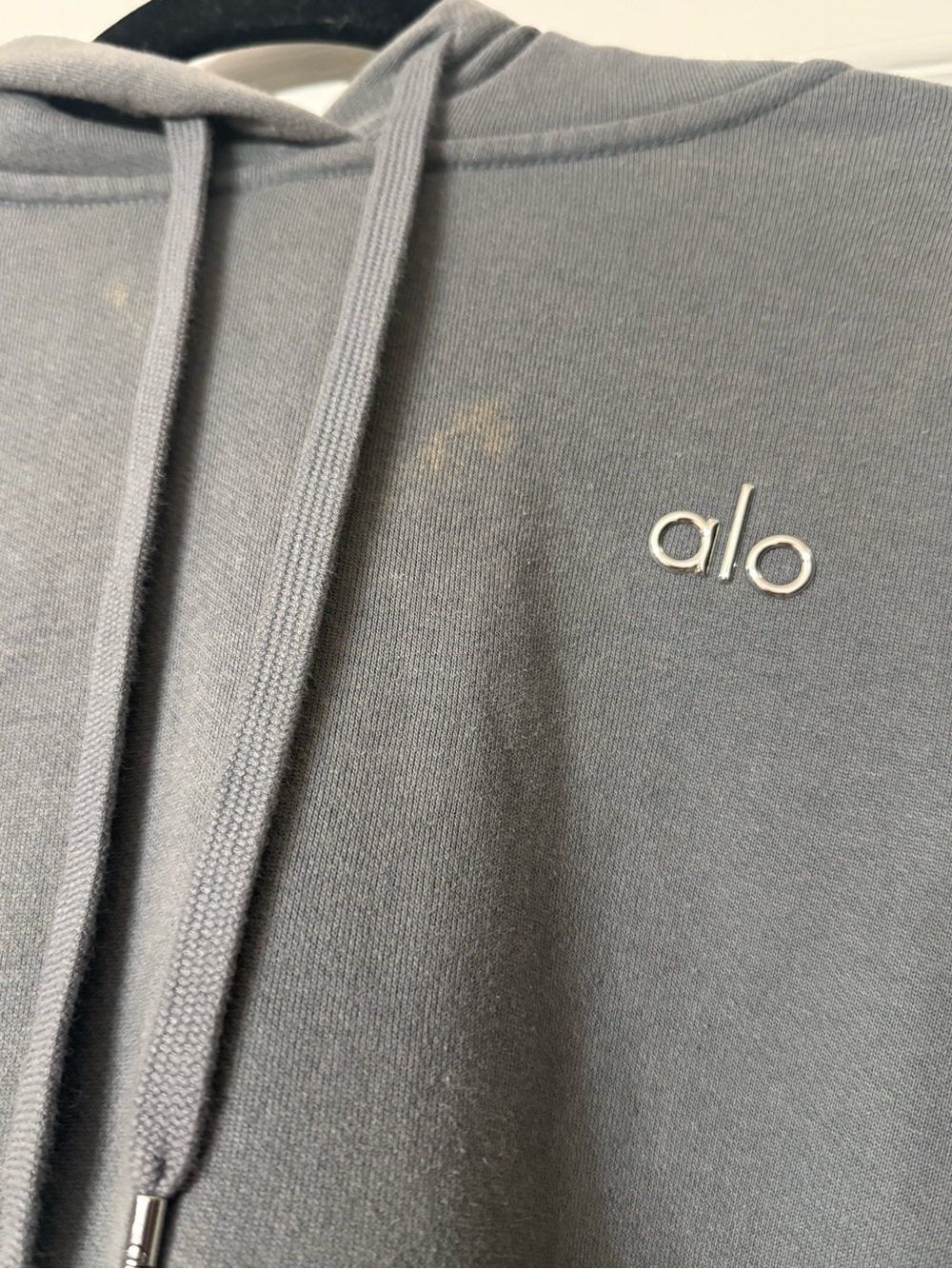Alo Yoga Accolade Hoodie Steel Grey - Picture 3 of 5